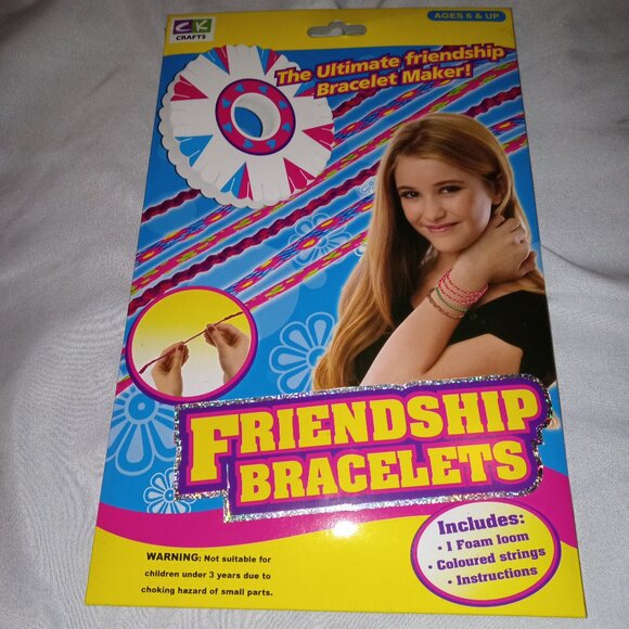 DIY Friendship Bracelet Maker for Girls – Creative Arts & Crafts Kit for Kids - Picture 1 of 1